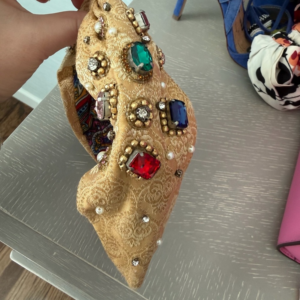 Namjosh Embellished Jewel Gold Headband - Picture 4 of 5